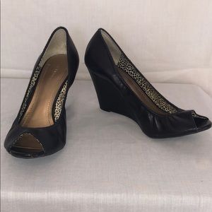 Black peep toe wedge